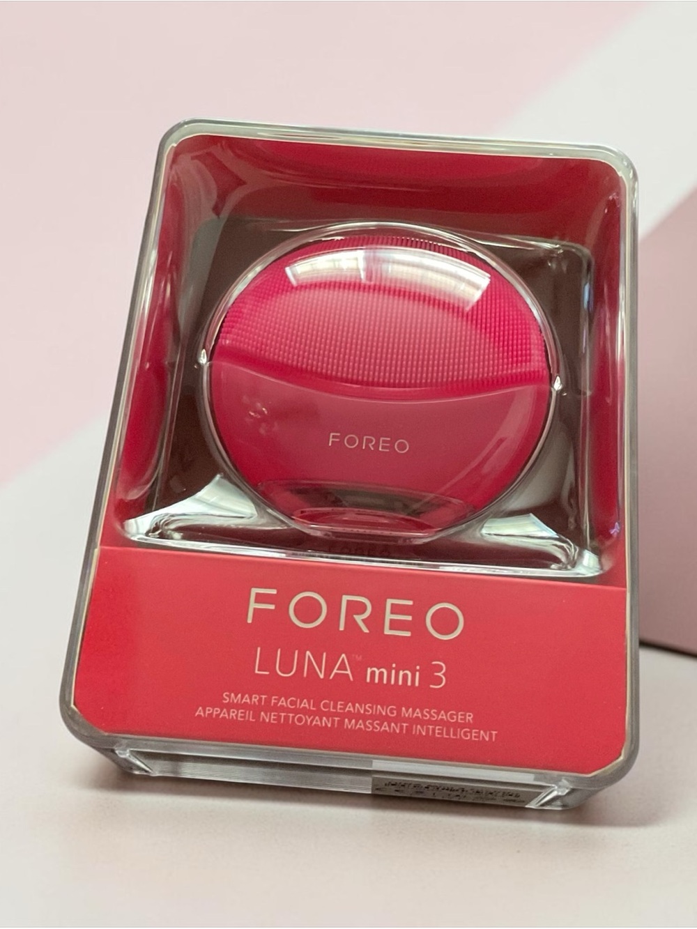 FOREO Luna mini 3 Silicone Facial Cleanser - Fuscia